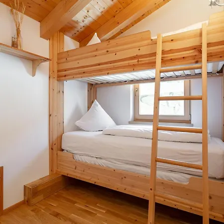 Dubbel Dik Hout Alpehytte