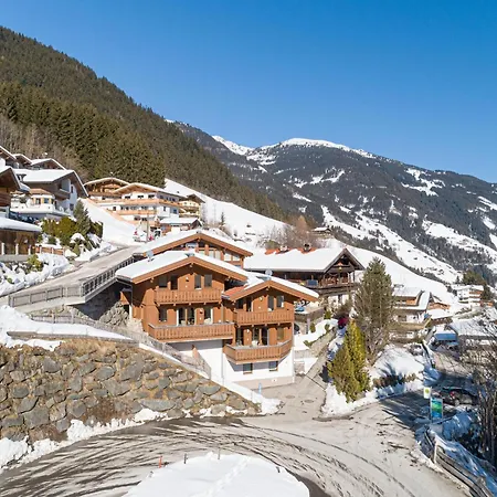 Dubbel Dik Hout Alpehytte