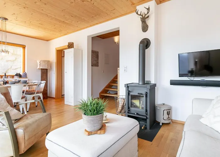 Dubbel Dik Hout シャレー ヒパッハ