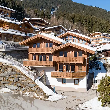 샬레 Dubbel Dik Hout *