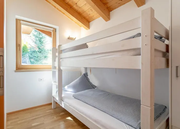 Chalet Dubbel Dik Hout Hippach