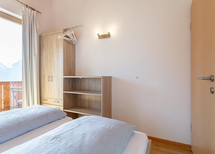 Chalet Dubbel Dik Hout Hippach