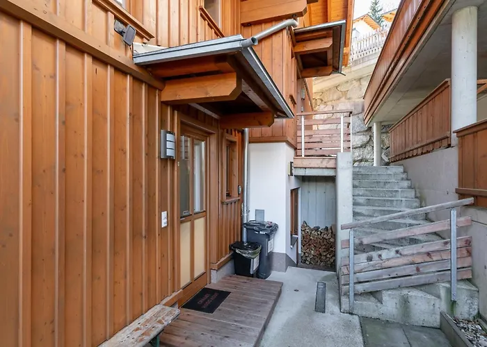 Chalet Dubbel Dik Hout *