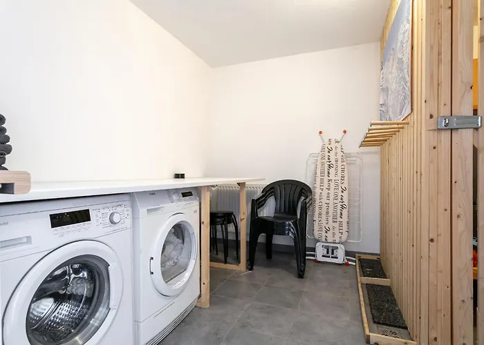 Chalet Dubbel Dik Hout