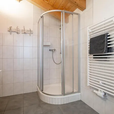 Dubbel Dik Hout Chalet *