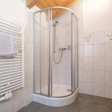 Dubbel Dik Hout Chalet *